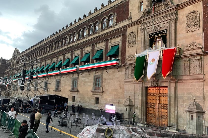 En plena pandemia, encabeza López Obrador Grito de Independencia desde Palacio Nacional