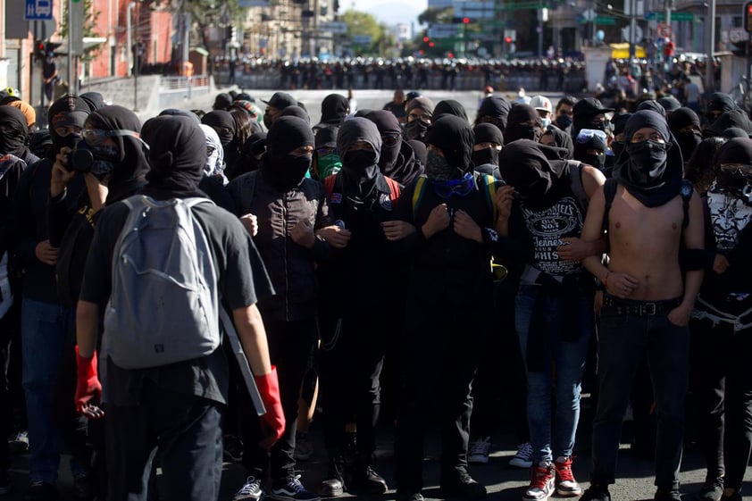 Marcha del 2 de octubre deja saldo de seis lesionados en CDMX