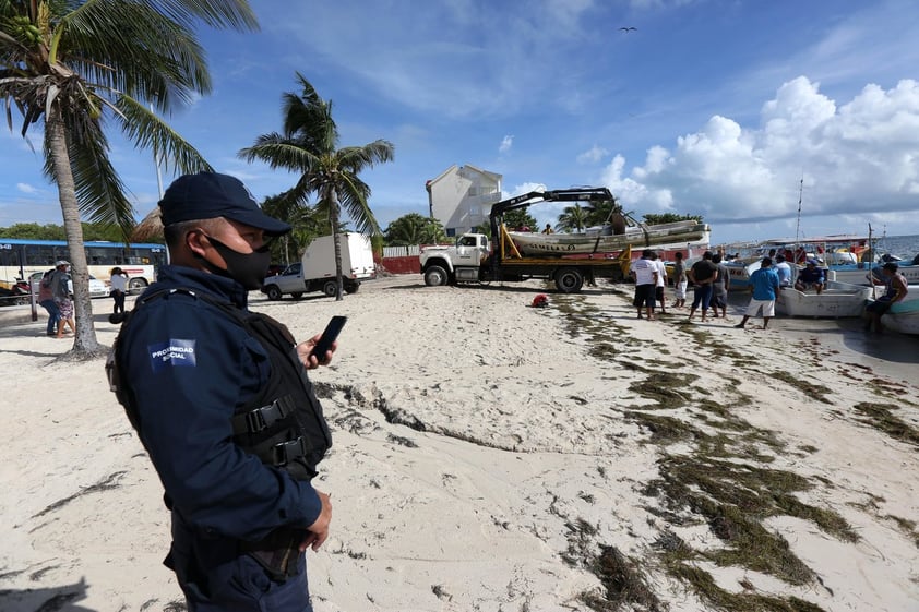 Entre evacuaciones, se alista Quintana Roo para impacto de 'Delta'