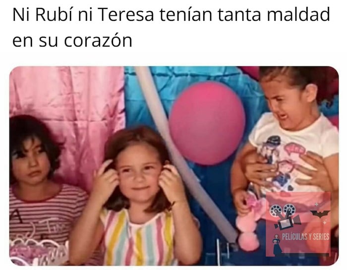 VIRAL: La niña del cumpleaños arrasa con memes en la red