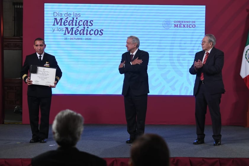 López Obrador agradece a los médicos su apoyo contra la pandemia de COVID-19