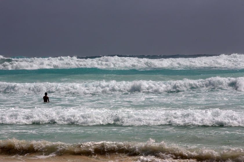 Resiente Caribe mexicano paso del huracán 'Zeta'