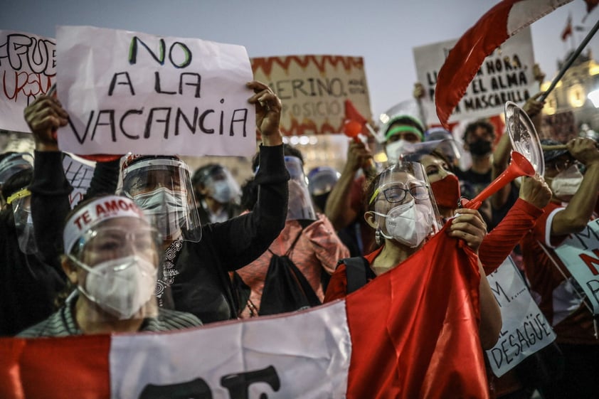 Se viven diversas manifestaciones en Perú en rechazo al gobierno de Manuel Merino