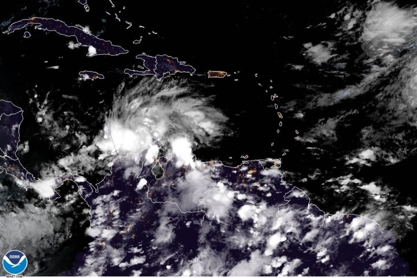 Desplazamiento de tormenta 'Iota' pone en alerta a sur de México