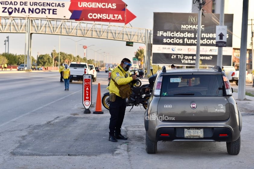 Erick Sotomayor Ruiz 


 La Dirección de Tránsito y Vialidad de Torreón retoma el Operativo Radar por motivo de cierre de año.