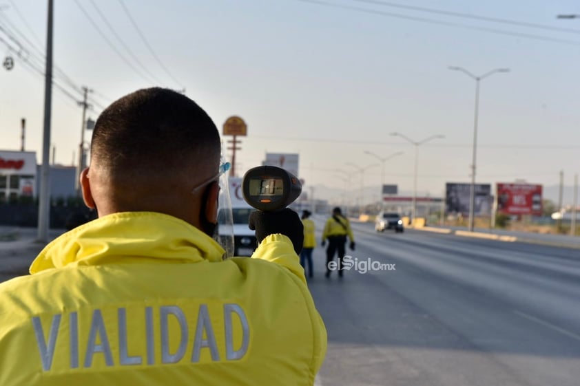 Erick Sotomayor Ruiz 


 La Dirección de Tránsito y Vialidad de Torreón retoma el Operativo Radar por motivo de cierre de año.