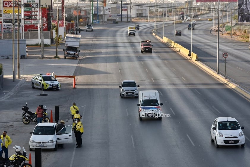 Erick Sotomayor Ruiz 


 La Dirección de Tránsito y Vialidad de Torreón retoma el Operativo Radar por motivo de cierre de año.