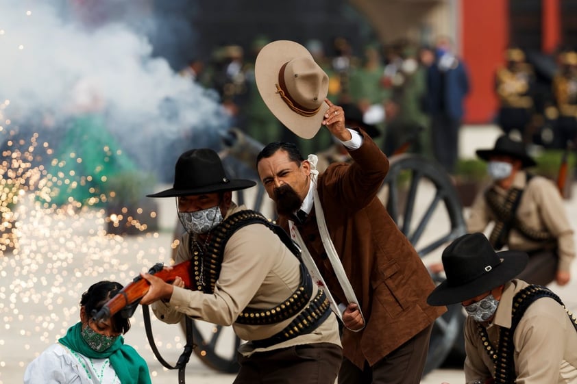 Encabeza AMLO ceremonia por el 110 Aniversario de la Revolución Mexicana