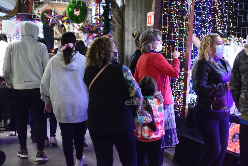 Inauguran y dan la bendición al mercadito navideño de Torreón