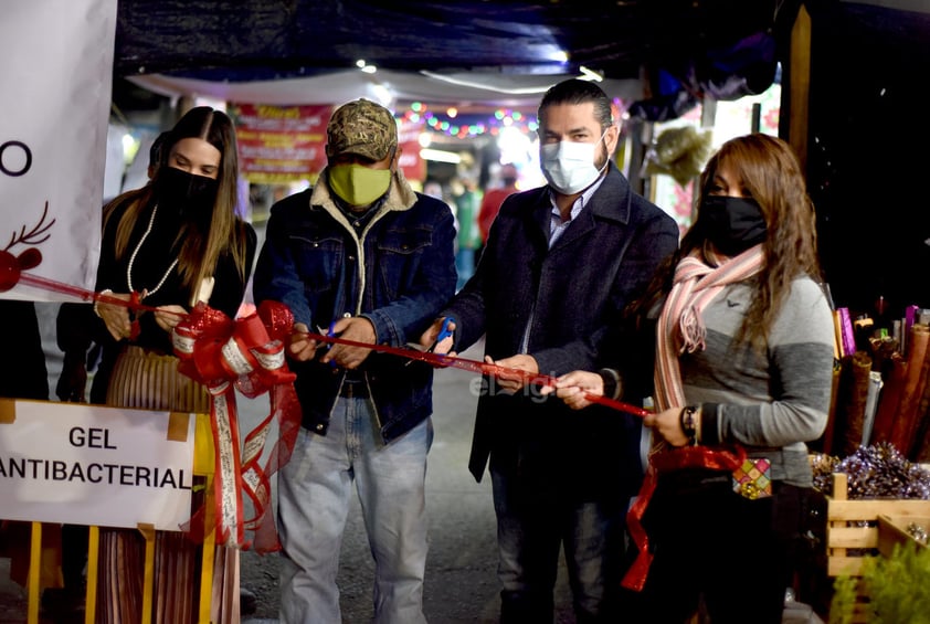 Inauguran y dan la bendición al mercadito navideño de Torreón