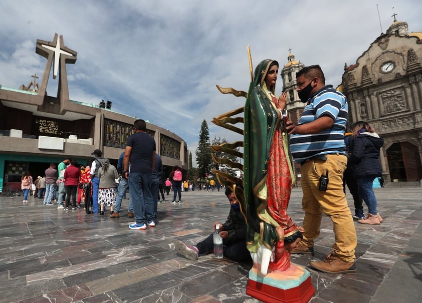 Basílica de Guadalupe reúne filas de feligreses previo a cierre del templo