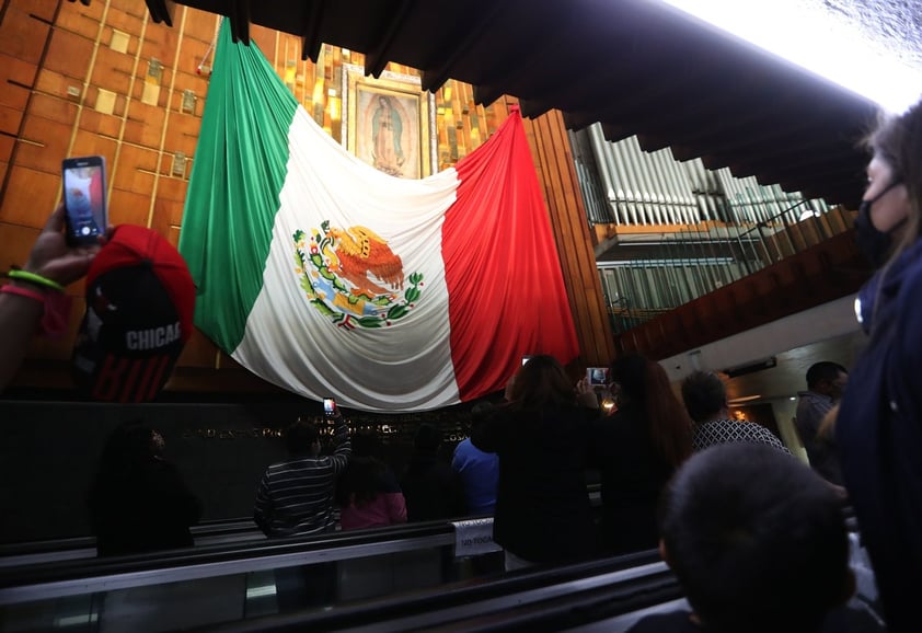 Basílica de Guadalupe reúne filas de feligreses previo a cierre del templo