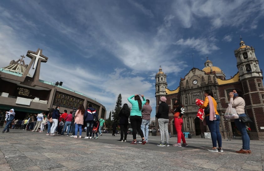 Basílica de Guadalupe reúne filas de feligreses previo a cierre del templo