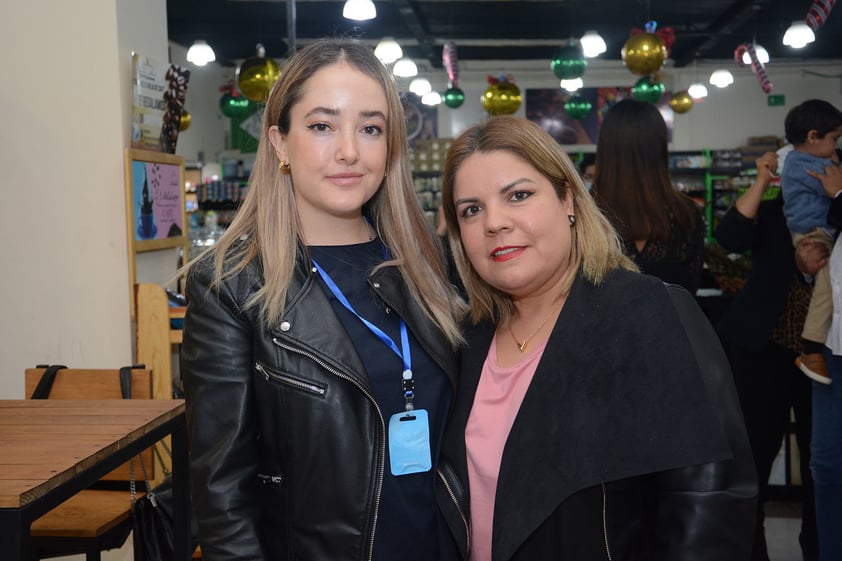 Cointa Soto Luján y Lilia Reyes.