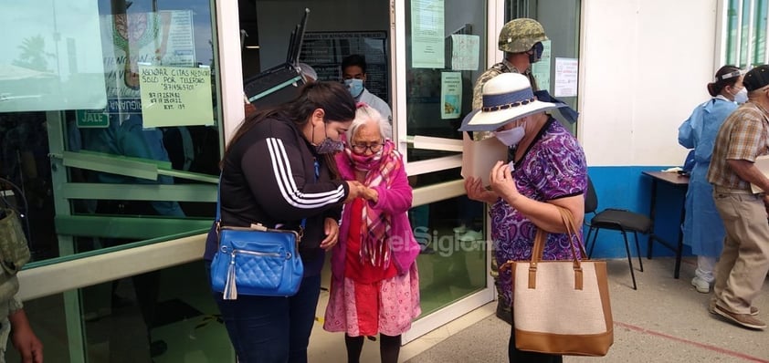 Lerdo comienza a vacunar a sus adultos mayores contra el COVID