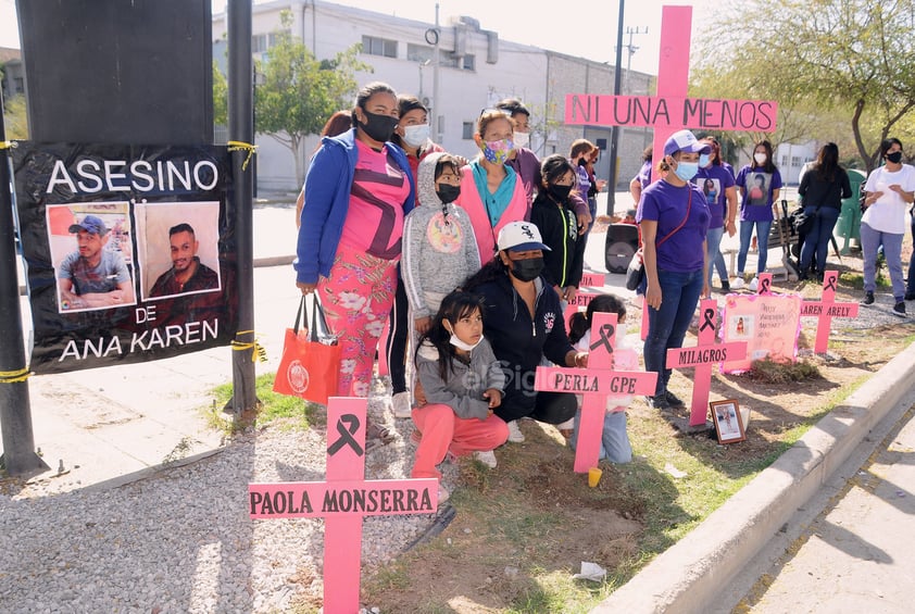 Protestan madres en Torreón; acusan impunidad en feminicidios