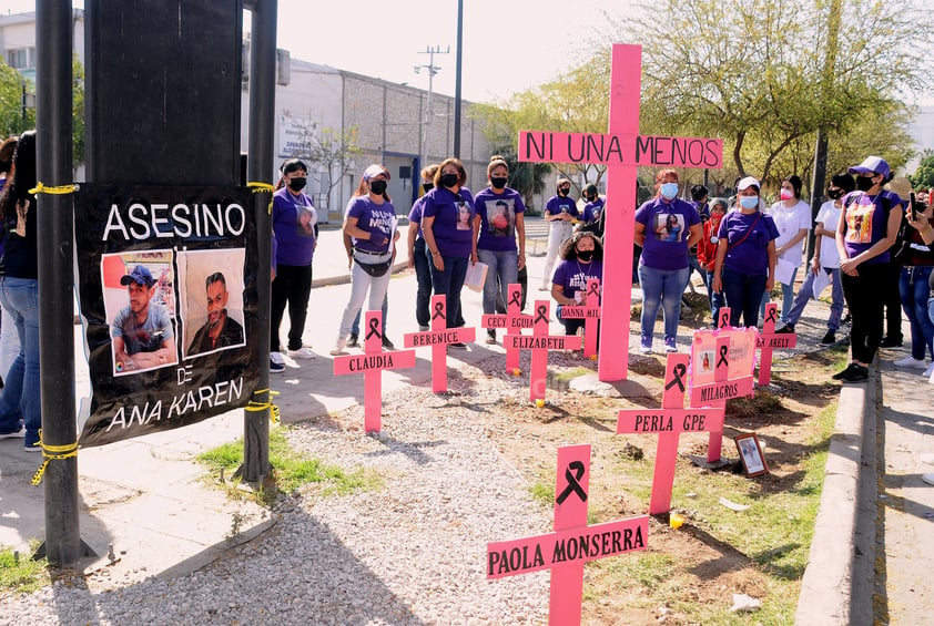 Protestan madres en Torreón; acusan impunidad en feminicidios