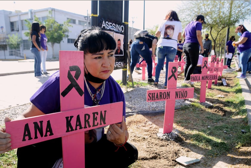 Protestan madres en Torreón; acusan impunidad en feminicidios