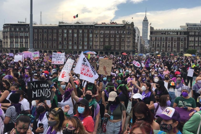 Mujeres toman las calles de CDMX ante el #8M2021