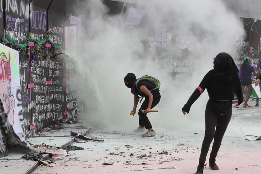 Mujeres toman las calles de CDMX ante el #8M2021