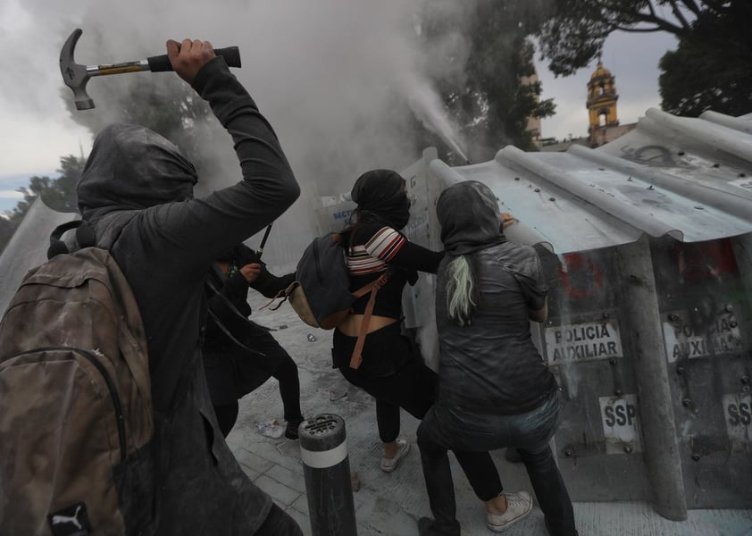 Mujeres toman las calles de CDMX ante el #8M2021