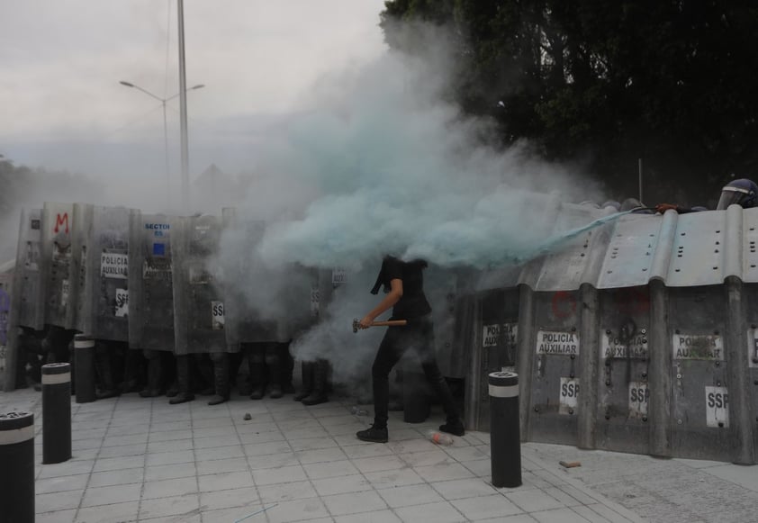 Mujeres toman las calles de CDMX ante el #8M2021