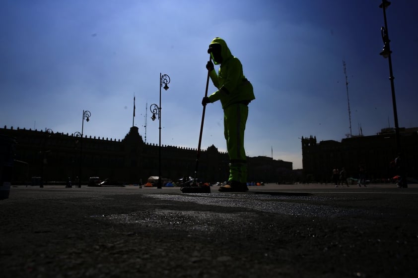 Centro de la CDMX despierta con leves daños tras marcha del 8M