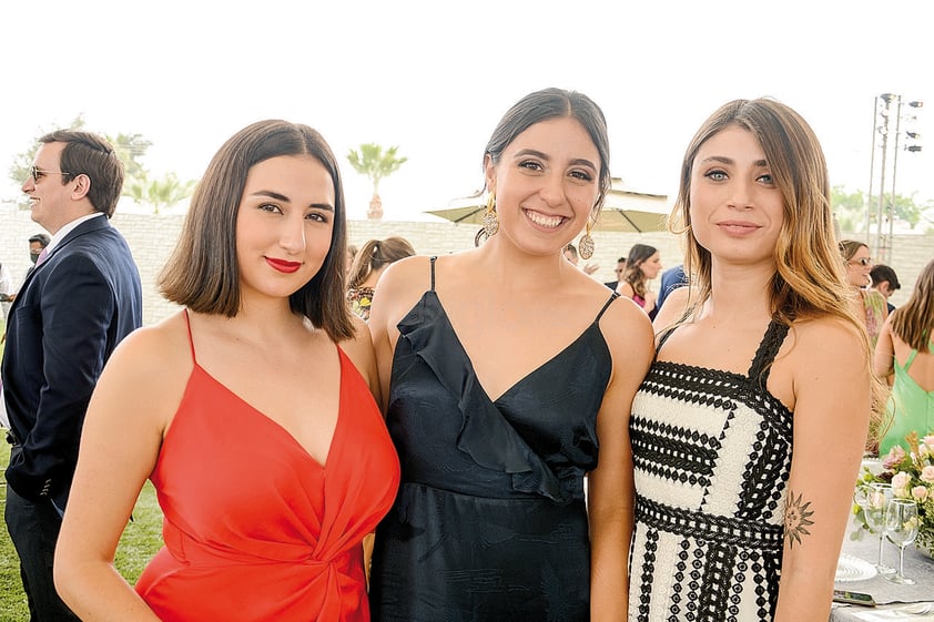 Mariana, Lorena y Sofía. Celebran unión matrimonial de Said Chaman y Luisa Bracho.