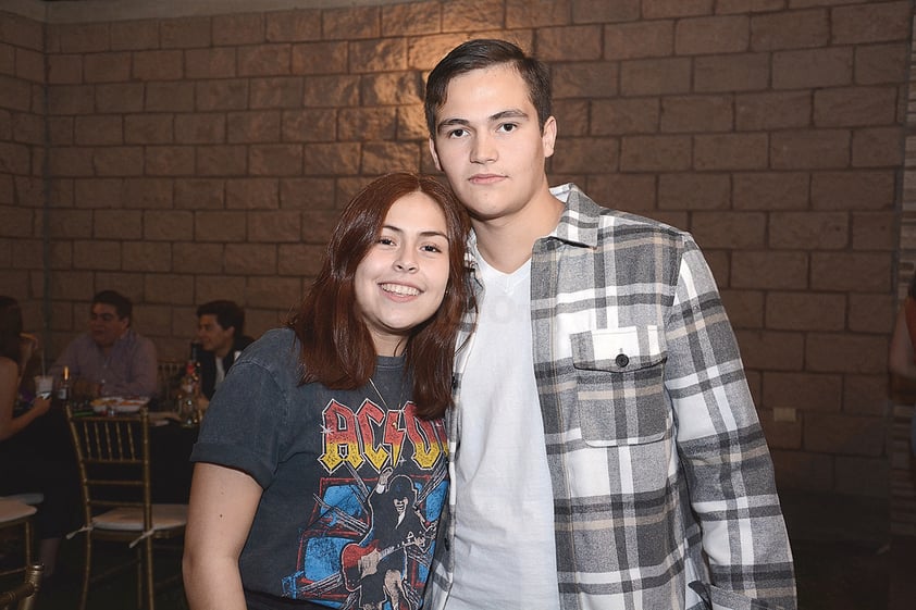 Daniela Josean. Isabel Fernández festejó junto entre música y risas con familiares y amigos su cumpleaños.