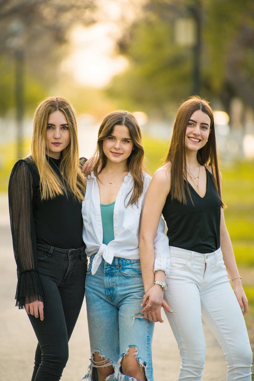 En Portada. Analety, Debby y Camila. Tres amigas que nos comparten lo increíble que es su amistad.