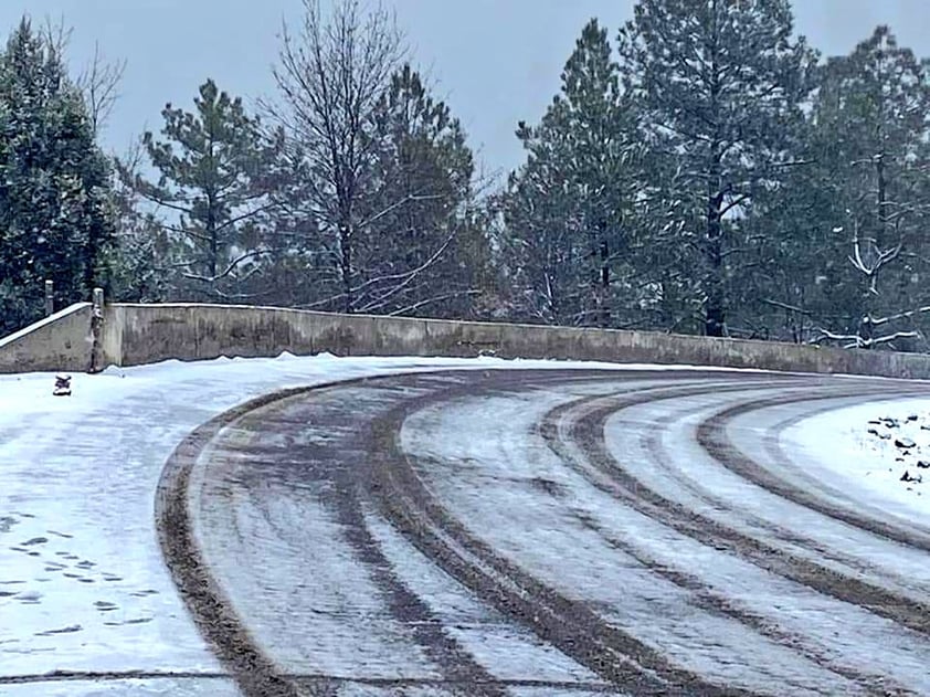 En plena primavera, Chihuahua y Sonora se cubren de blanco por nevada