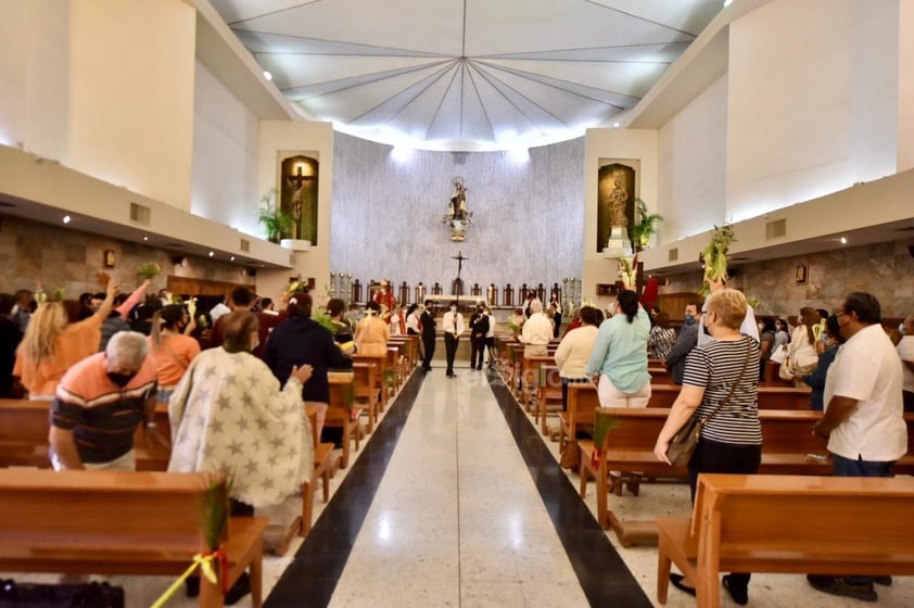 Celebran Domingo de Ramos en Torreón