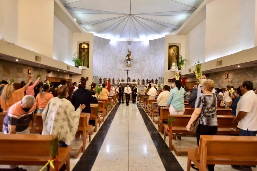 Celebran Domingo de Ramos en Torreón