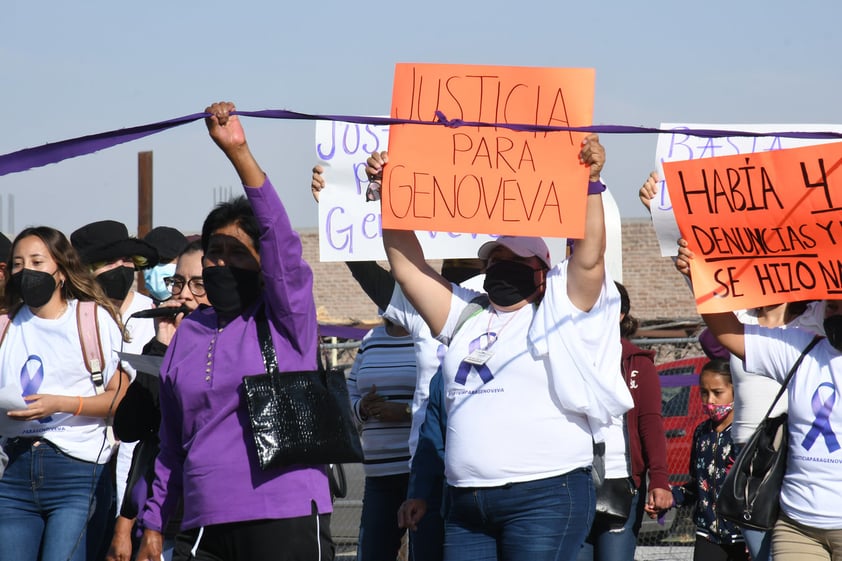 Ariadne Lamont Martínez, directora de Incidencia y Acompañamiento a Víctimas en INCIDE Femme A.C. señaló que hay una hipótesis de que falta asignar recursos para atender los casos de feminicidio dado que en la Fiscalía hay una Unidad de Investigación y Litigación del Feminicidio 'que es lo que mejor funciona de este edificio'.