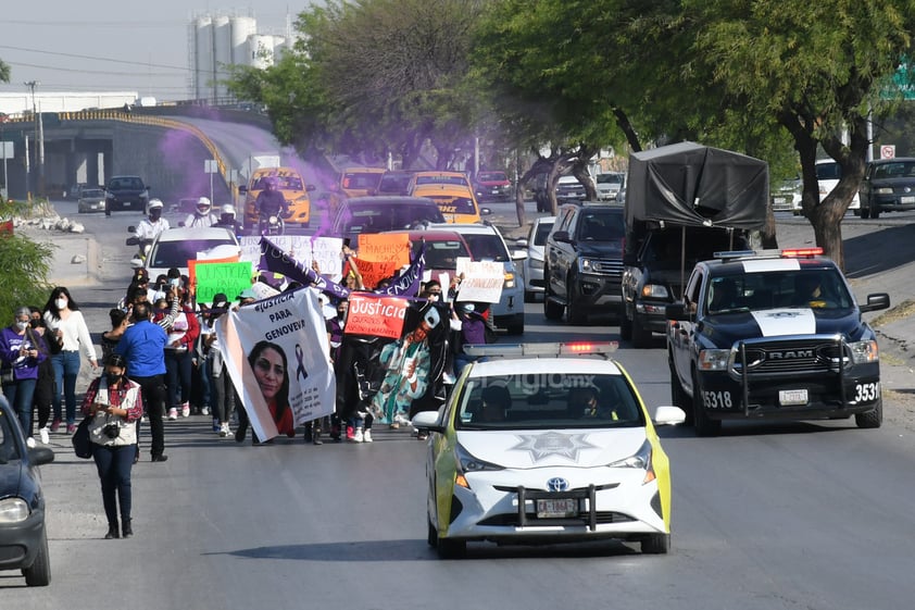 La activista consideró que también hay carencias económicas en los Ministerios Públicos de los Centros de Justicia 'porque van a pedir las mujeres una orden de protección y las matan.