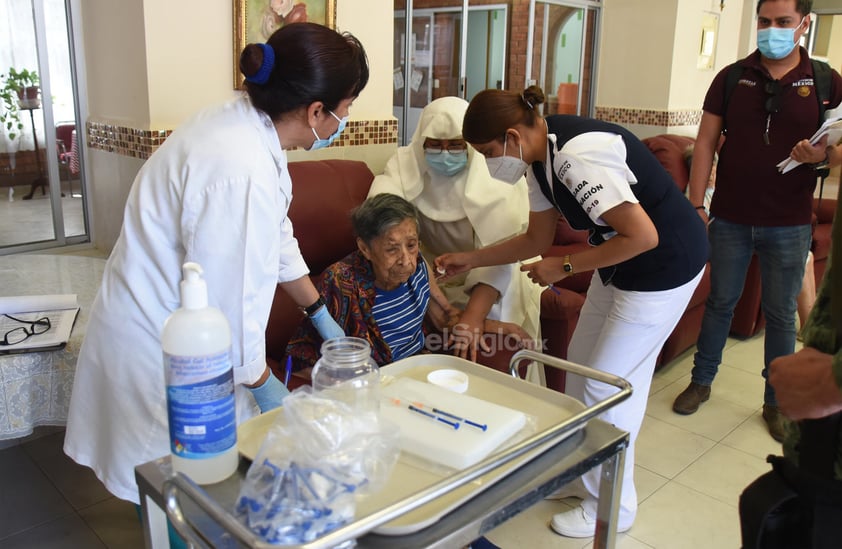 En Torreón, se cuenta con un padrón de 18 asilos y todos ellos serán visitados por brigadas de salud en los próximos días. Se empezará por aquellos que tienen mayor población de adultos mayores.