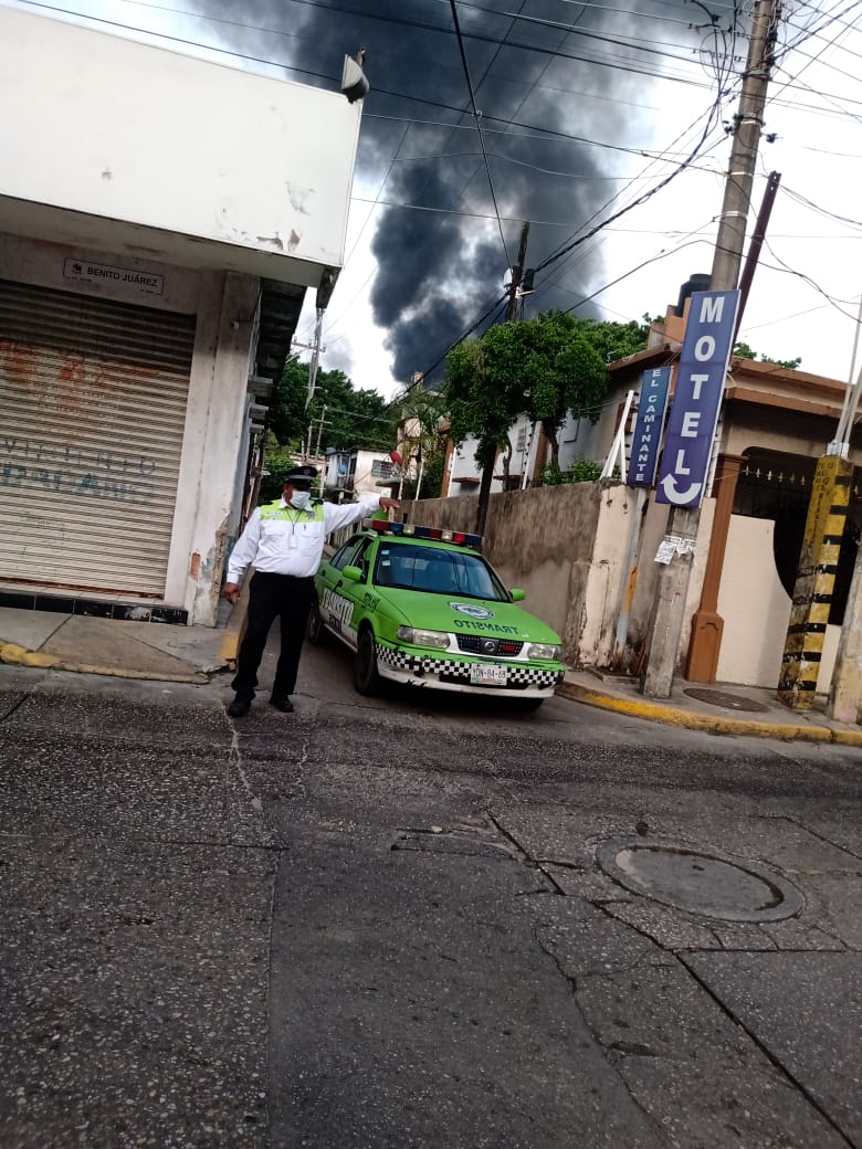 Controlan incendio en refinería de Minatitlán, Veracruz; reportan al menos seis heridos