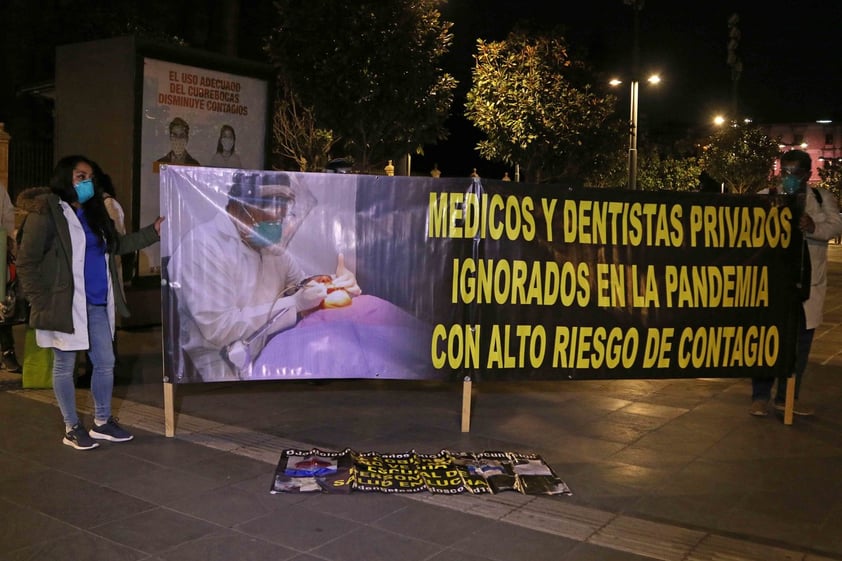 Se niegan Salud y Segob a definir fecha para vacunación contra COVID de médicos privados en México