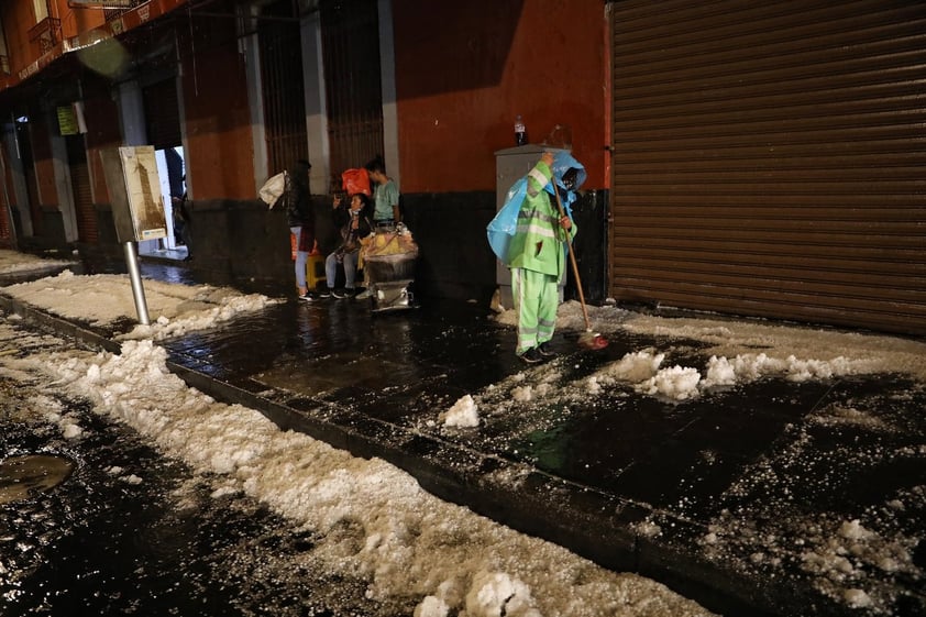 Colapsa por granizo techumbre que resguarda Templo Mayor en CDMX