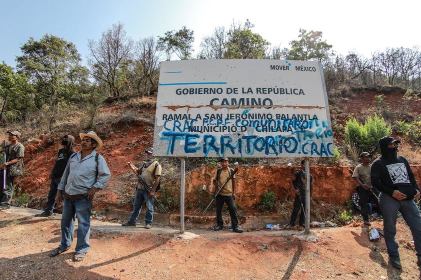 Marchan menores contra violencia en Guerrero