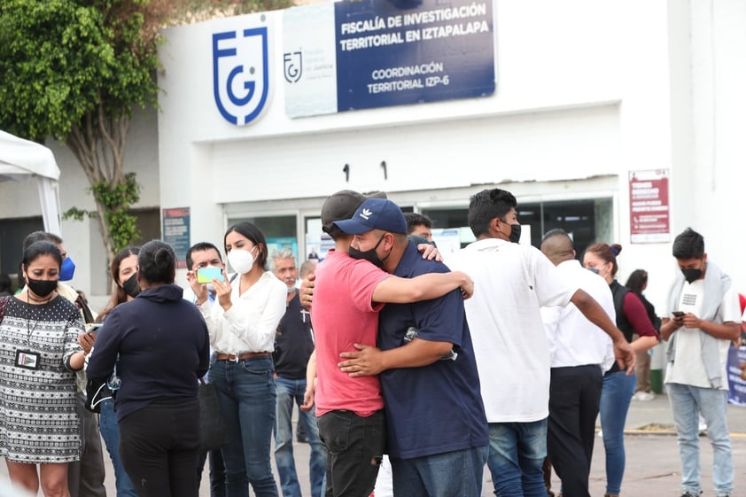 En CDMX, víctimas de Línea 12 del Metro exigen justicia al identificar los muertos