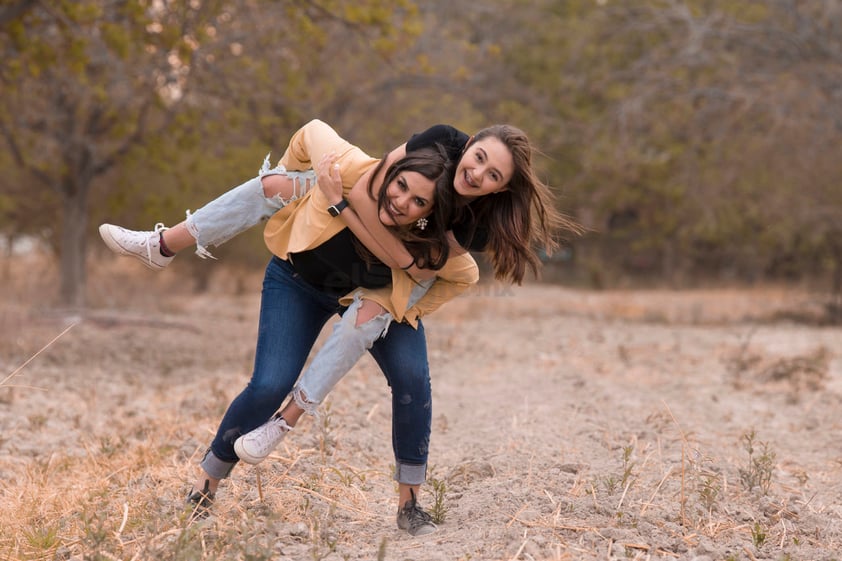 Valeria y Regina