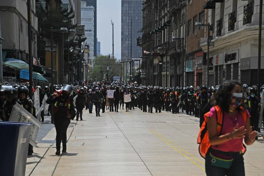 Demandan colectivos en CDMX justicia para víctimas de feminicidio