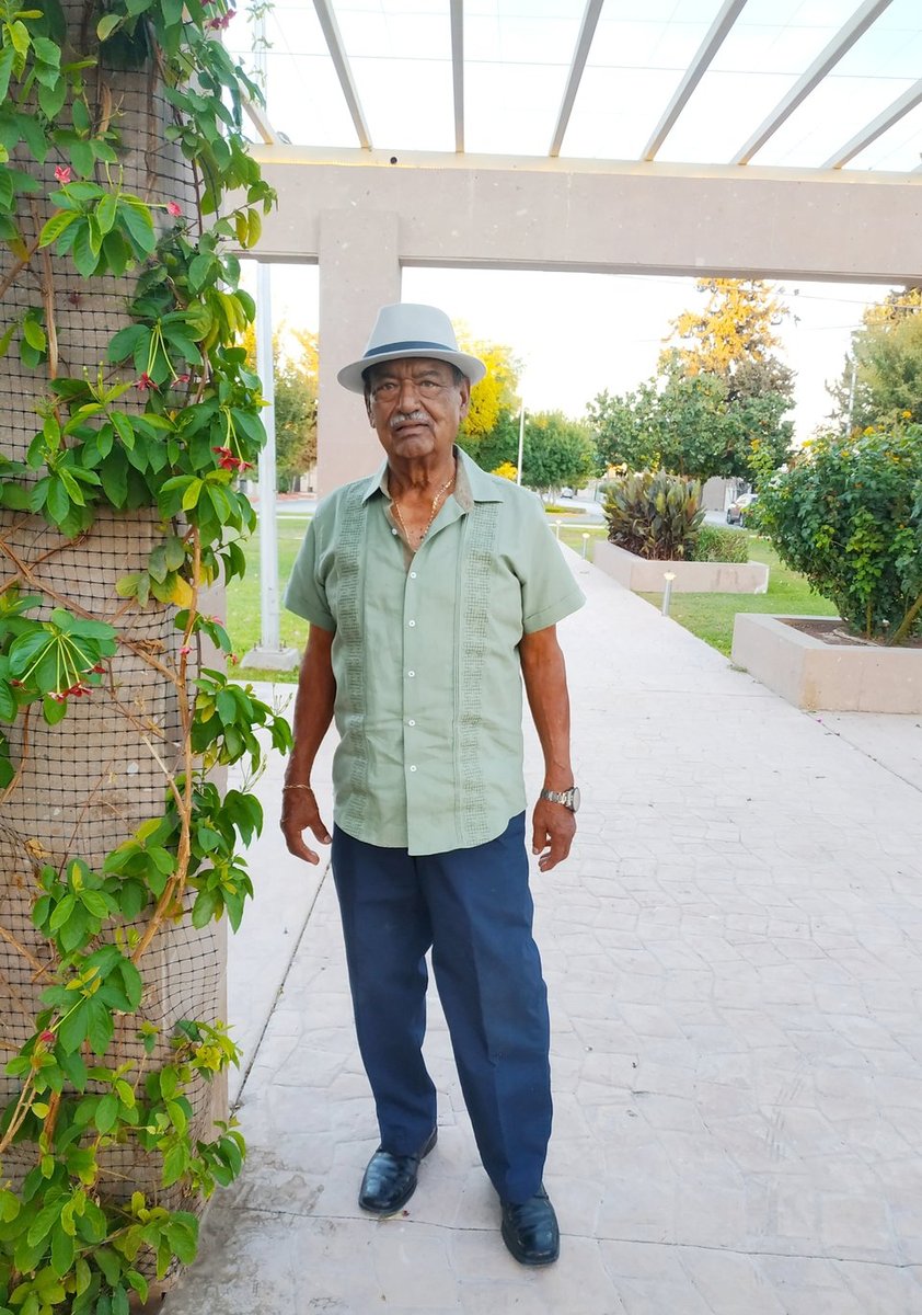 Sr. Manuel Román Olvera el día de hoy festeja sus 79 años de vida.