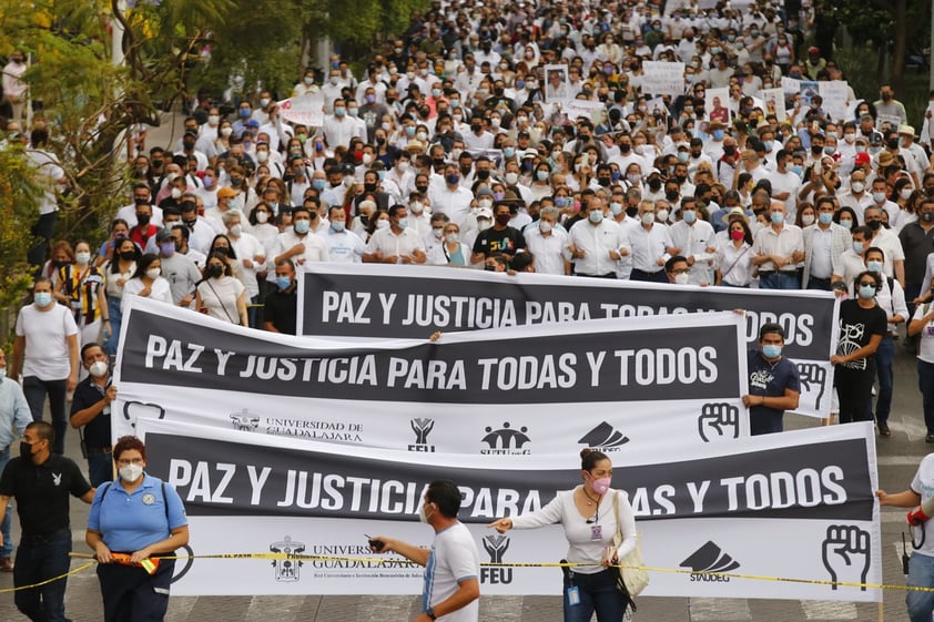 Marchan en Jalisco tras secuestro y asesinato de tres hermanos