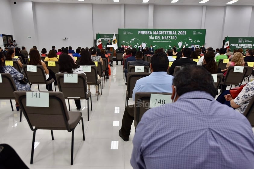 Entrega gobierno de Coahuila Presea Magisterial 2021 en La Laguna