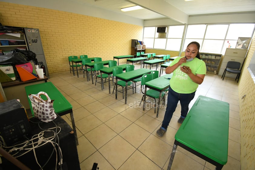 Regreso a las aulas. La escuela primaria Francisco Sarabia es una de las seis que regresarán hoy a actividades en Torreón luego de más de un año de no impartir clases de manera presencial debido a la pandemia del COVID-19.