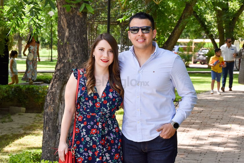 Marisol Flores y Marco Hidrogo.