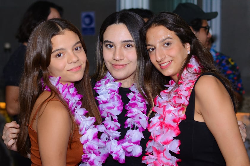 Tamara Salas, Sofía Mares y Mariana Saldaña.