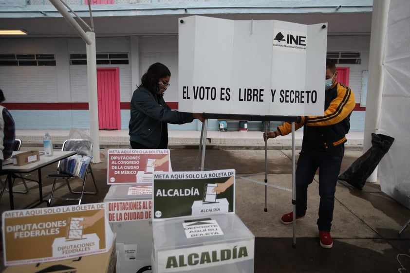 Arranca jornada electoral en México con retrasos e incidentes menores